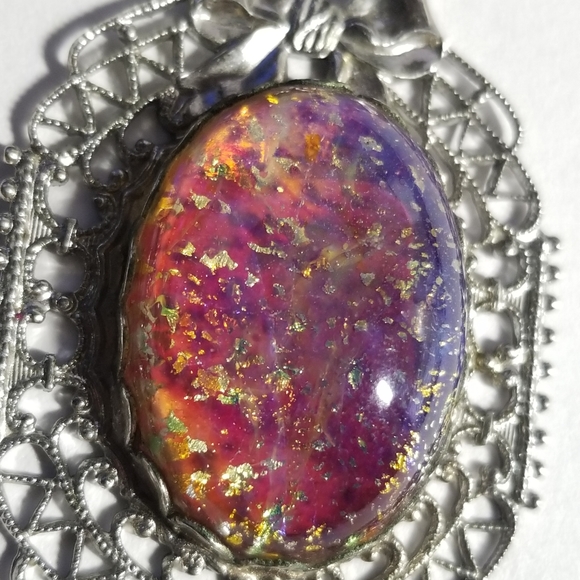 Relisted -Vintage glass dragon breath faux opal Art Deco silver tone bow - Picture 3 of 16